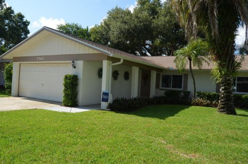 7765 Ashford Ct, Saint Petersburg, FL 33709-1205