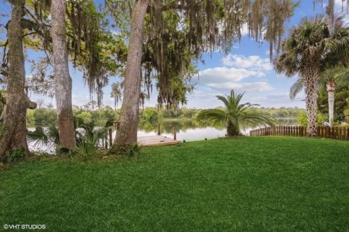 530 Sandy Oaks Blvd, Ormond Beach FL  32174-6197 exterior