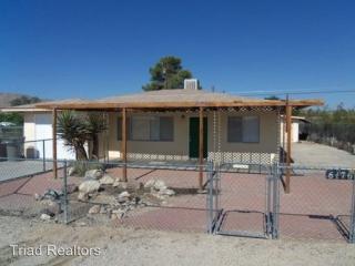 6176 Morongo Rd, Twntynine Plm CA  92277-2056 exterior