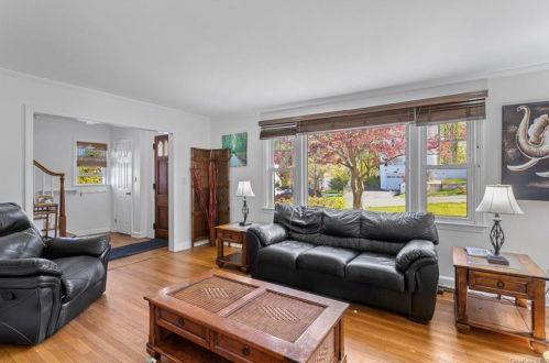 47 Mt Morris Ave, White Plains NY  10604-2228 exterior