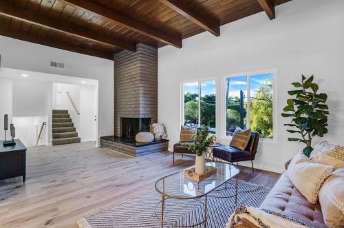 1311 Morning Glory Pl, Vista CA  92084-7222 exterior