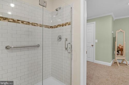 525 Park Blvd, Tavistock NJ  08033-2938 exterior