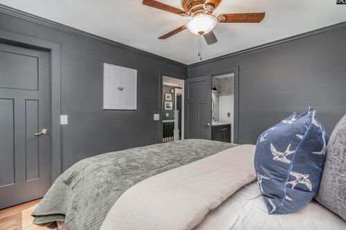 210 Efird St, Lexington SC  29072-3520 exterior