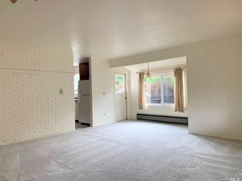 1457 Richardson Ct, Santa Rosa CA  95407-7488 exterior