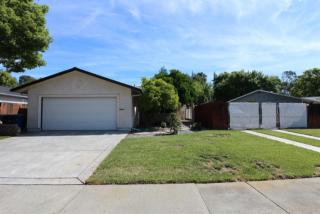 143 Green Tree Dr, Vacaville, CA 95687-3318