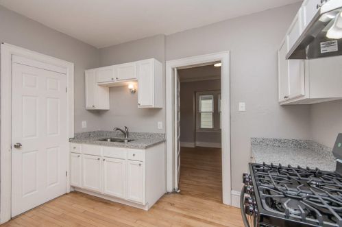 2134 52nd St, Milwaukee WI  53208-1135 exterior