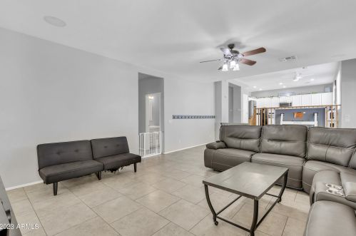 4130 Olive Ave, Gilbert AZ 85234-7904 exterior