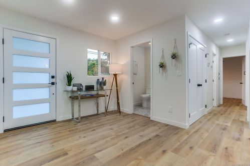 3862 Martha St, San Diego CA  92117-1817 exterior