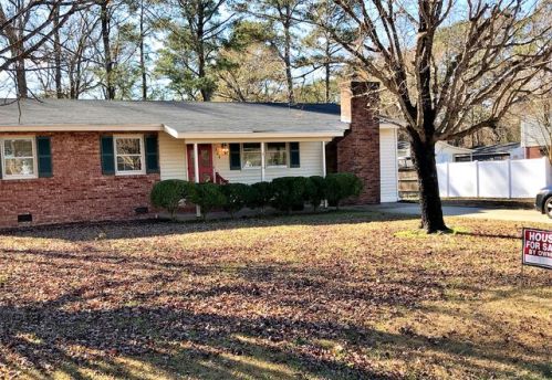 304 Horseshoe Dr, Goldsboro, NC 27534-8715