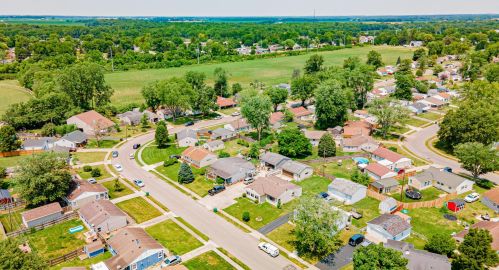 430 Madison Dr, West Jefferson OH  43162-1304 exterior