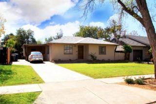 943 Andrews Ave, Fresno, CA 93705-3404