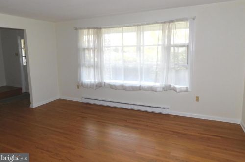 1299 Randy Dr, Pottstown PA  19464-2941 exterior