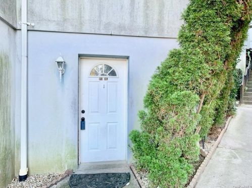 31 Franklin Ave, New Rochelle, NY 10805-3703