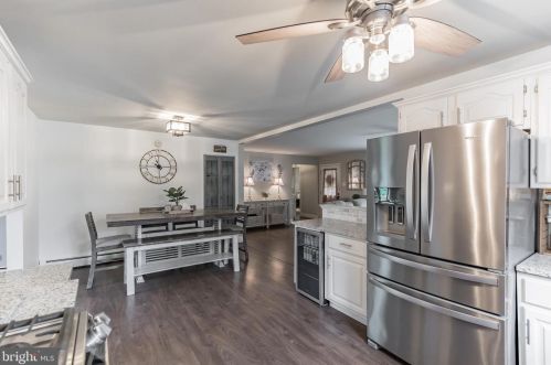 107 Allison Rd, Willow Grove PA  19090-3112 exterior