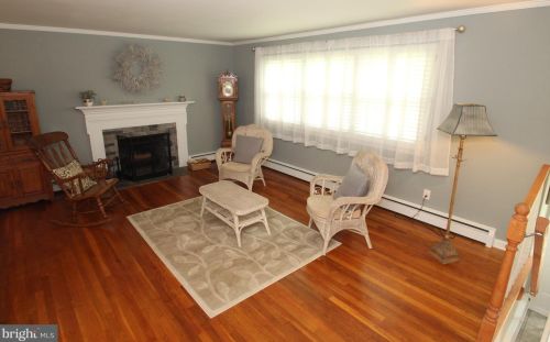 2800 Highlands Ln, Wilmington, DE 19808-3630