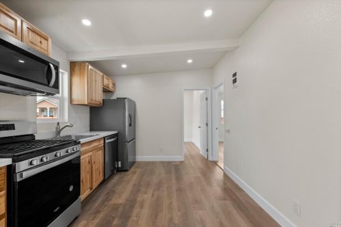 2431 Guerneville Rd, Santa Rosa CA  95403-4101 exterior