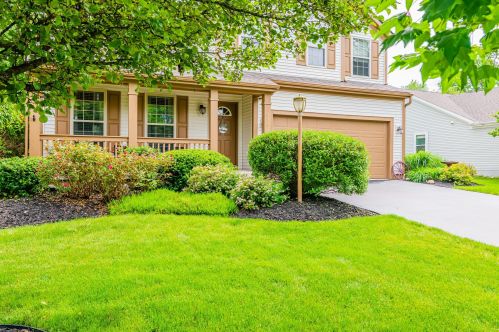1995 Autumn Wind Dr, Darbydale, OH 43123-8363