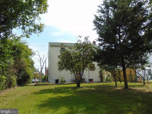 2523 49th St, Camden NJ  08110-1908 exterior