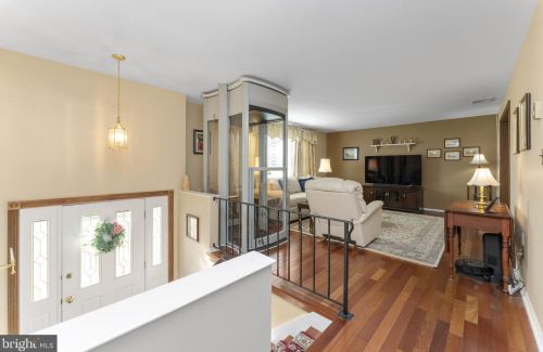 2221 Swamp Pike, Gilbertsville PA  19525-9654 exterior