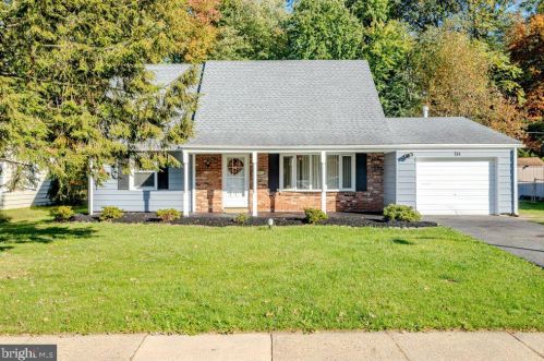 114 Eastbrook Ln, Willingboro NJ  08046-2225 exterior