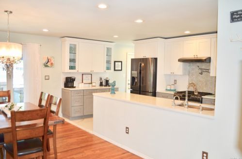 3 Winston Rd, South Setauket, NY 11720-2812
