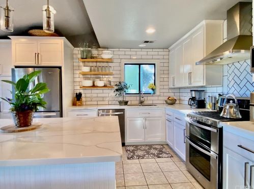 60 New Dawn Cir, Chico CA  95928-6811 exterior