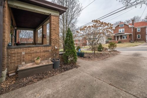 265 Cedar Blvd, Pittsburgh PA  15228-1315 exterior