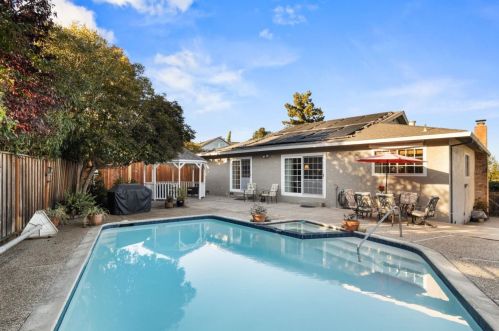 831 Mohican Way, Redwood City CA  94062-3416 exterior