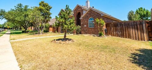 3913 Dunwich Dr, Richardson TX  75082-3649 exterior