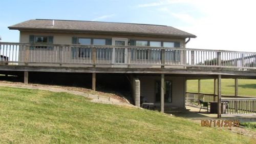 1226 Frontier Rd, Beaconsfield, IA 50074-4426