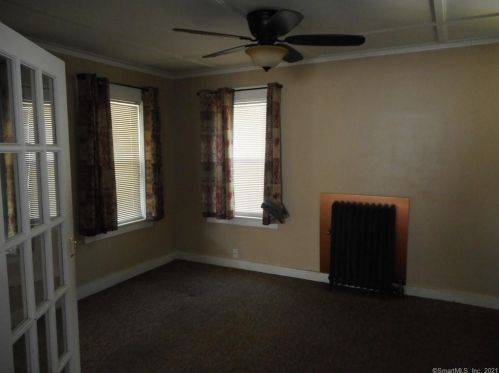 168 Main St, Putnam CT  06260-2315 exterior