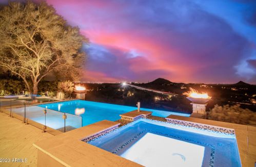 9710 Palisades Blvd, Scottsdale AZ 85268-2755 exterior