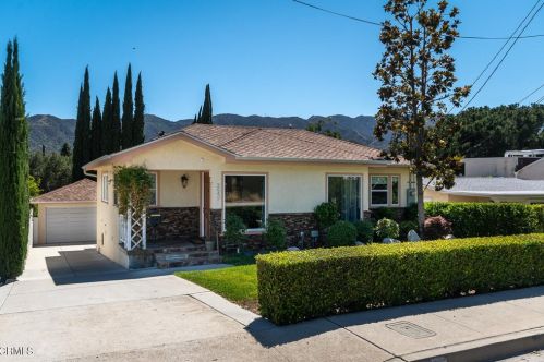 2640 Montrose Ave, Montrose, CA 91020-1312