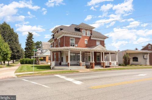 3500 Derry St, Harrisburg, PA 17111-1816