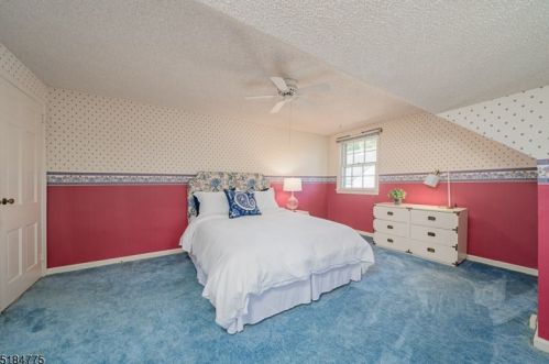 22 Rose Ter, Chatham Township NJ  07928-2070 exterior
