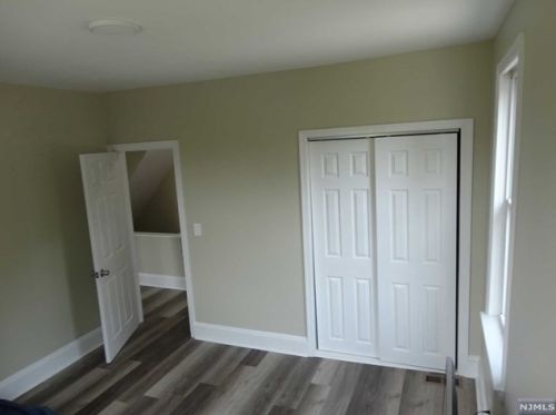 455 Washington Ave, Dumont NJ  07628-1227 exterior