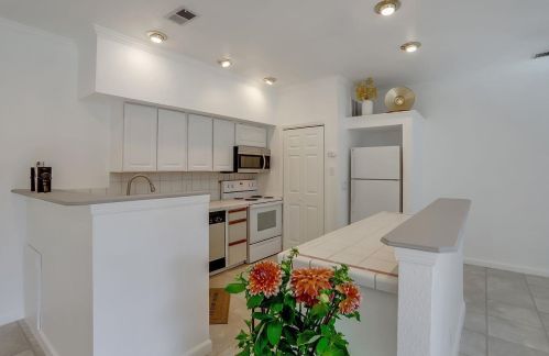 1942 Tradan Dr, San Jose CA  95132-3709 exterior