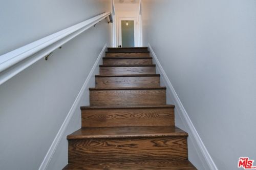 4934 Cartwright Ave, North Hollywood CA  91601-4023 exterior