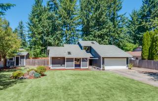7215 140th Street Ct, Puyallup, WA 98373-8223
