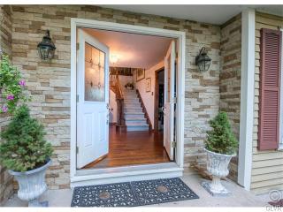 77 Pine Mill Cir, Gardenville PA  18901-2313 exterior