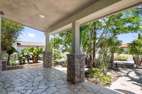 18005 Atkinson Ave, Torrance, CA 90504-5107