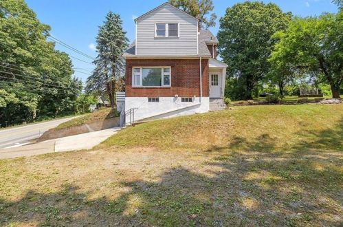 2526 7th St, New Kensington, PA 15068-5154