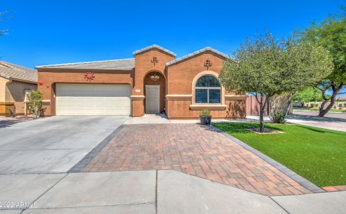 4217 73rd Dr, Phoenix, AZ 85043-2044