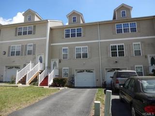 51 Mayer Dr, Middletown, NY 10940-3349