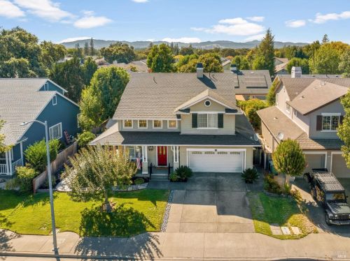 9550 Ashley Dr, Windsor, CA 95492-7504