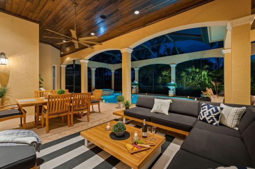 3828 Mahogany Bend Dr, Naples FL  34114-6425 exterior