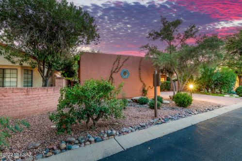 3133 Willow Creek Dr, Tucson, AZ 85712-1383