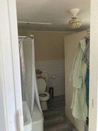 24 Oak St, Rhinebeck NY  12572-1303 exterior