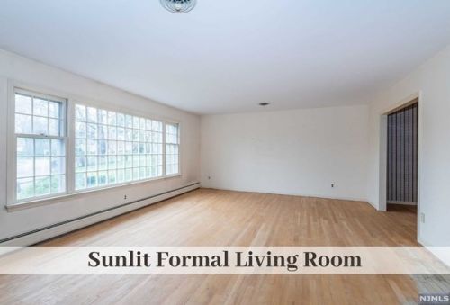 170 Lowell Rd, Ridgewood NJ  07452-1234 exterior