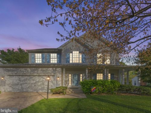 12825 Tournament Dr, Herndon VA  20191-5861 exterior